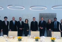 Palmadita a Macri de parte de los imperialistas del G7