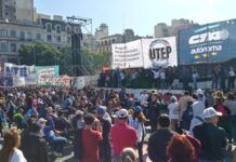 Masivo acto del 1º de Mayo contra el ajuste del FMI