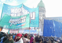 Por más impuestos a los monopolios y menos a los trabajadores y el pueblo