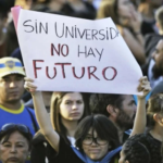 Contundente paro universitario por el cumplimiento de la Ley de Financiamiento