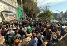 Los trabajadores de CNEA resisten los despidos y el desguace del CAREM